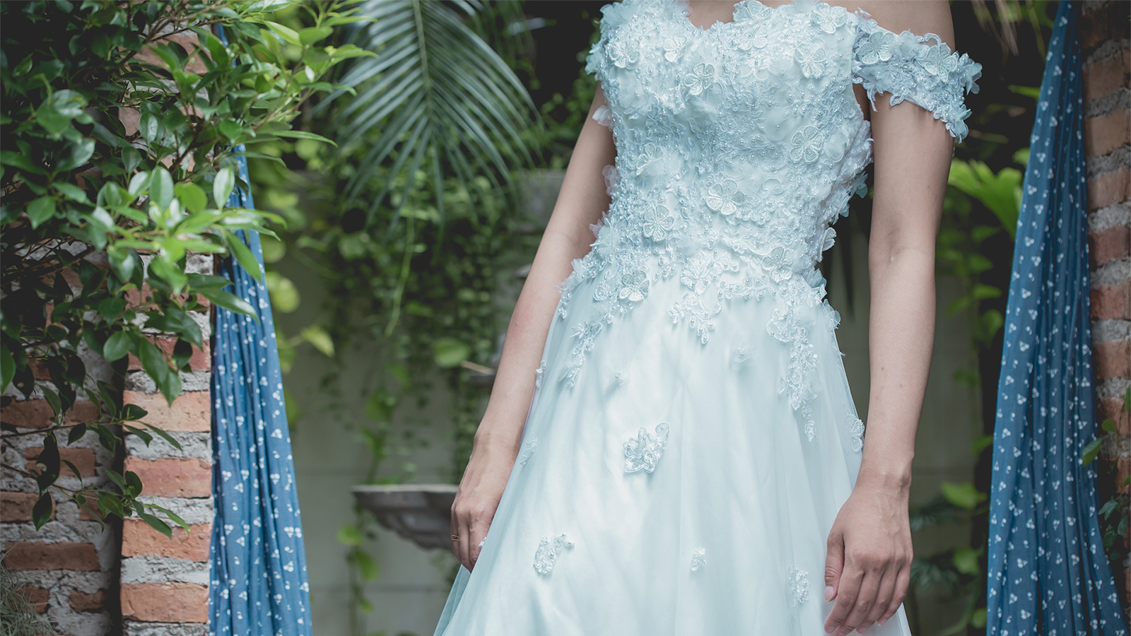 تقاليد الزواج في إيرلندا تفرض على العروس ارتداء فستان أزرق (غيتي )