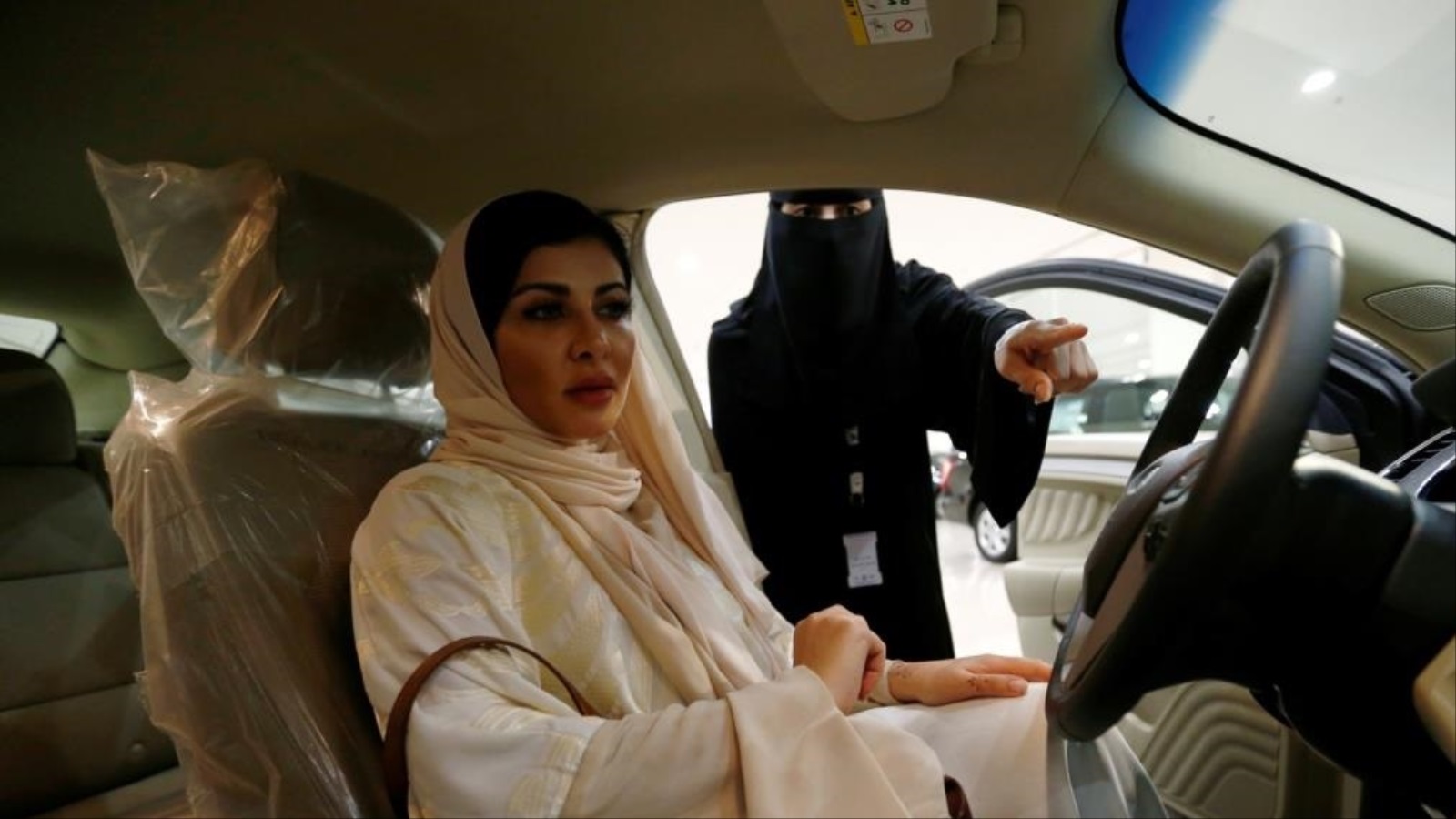 ‪قيادة المرأة السعودية للسيارة‬ (مواقع التواصل)