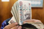 البنك المركزي المصري أعلن استعداده لتقديم سيولة طارئة للبنوك المحلية إذا ما دعت الحاجة، لكن بشروط وضوابط محددة ومكلفة (رويترز)