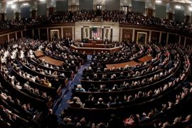 الكونغرس أقر مشروع القانون بأغلبية الأعضاء (الجزيرة)