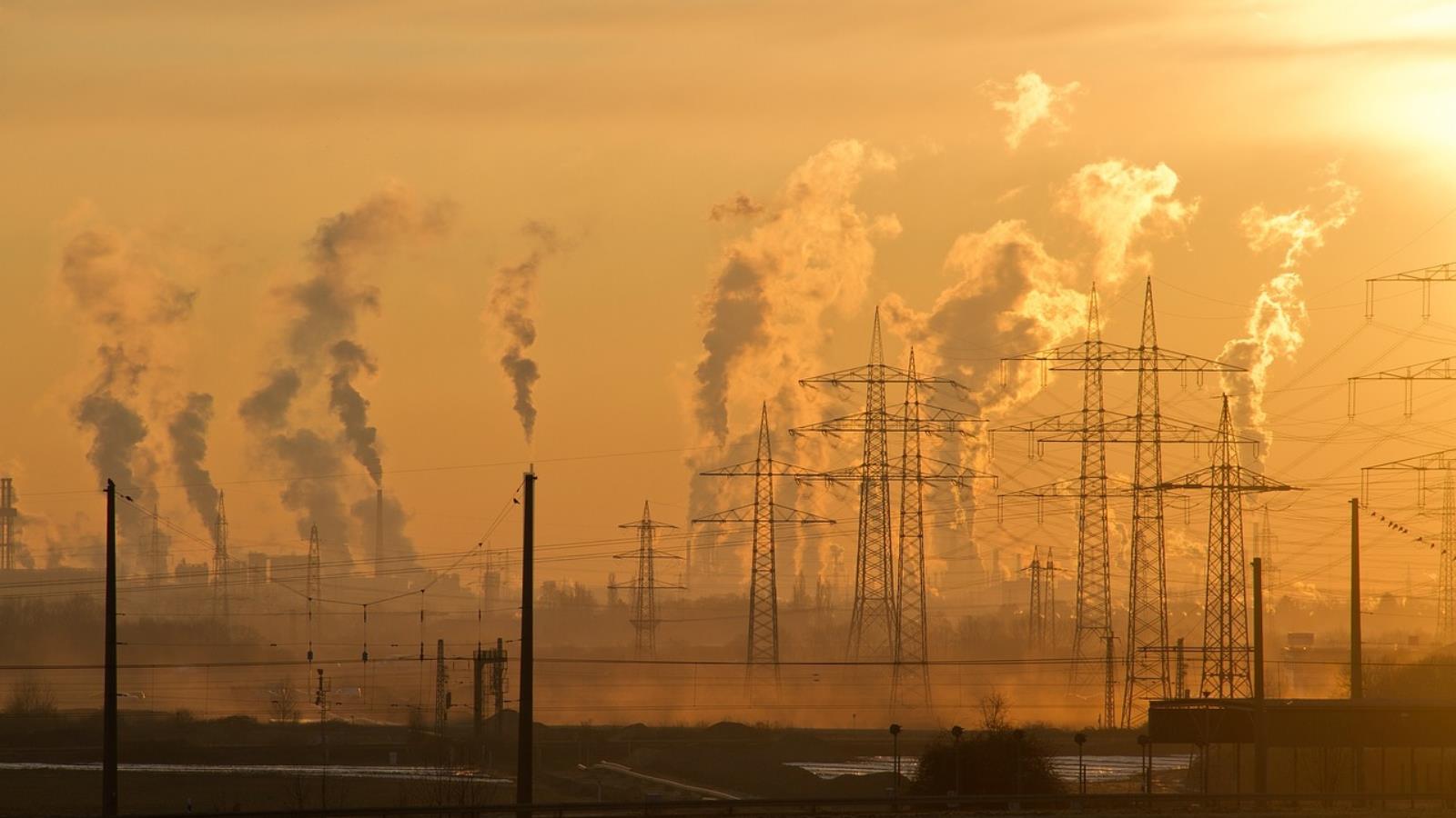 استخدامنا الوقود الأحفوري يتسبب في نفث كم هائل من ثاني أكسيد الكربون للهواء (بيكساباي)يتسبب 