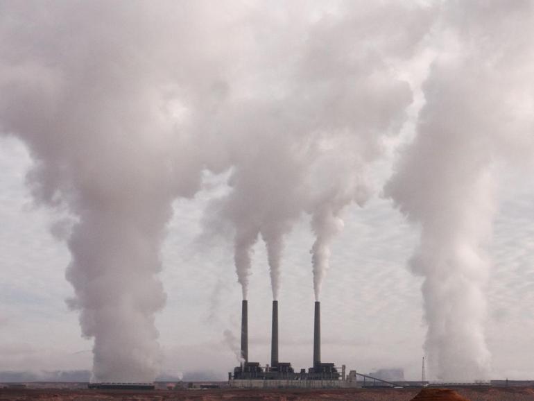 Said سعيد - انبعاثات الكربون الناتجة عن النشاط البشري أكثر بـ 40 – 100 مرة من الناتجة عن البراكين – بيكساباي – متاح - مرصد "ديب كربون": البراكين بريئة من الاحتباس الحراري