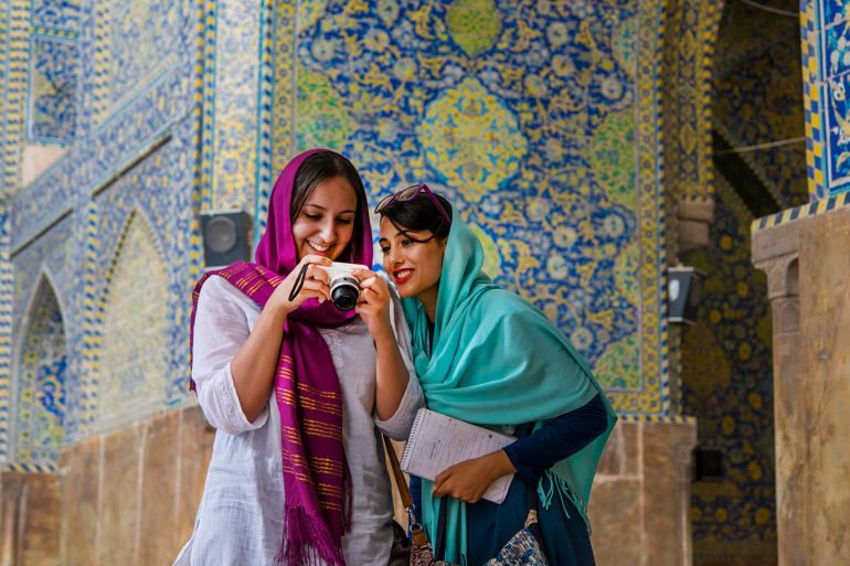 كل ركن في إيران مختلف: المصورات يكشفن بلادهن بعيون جديدة