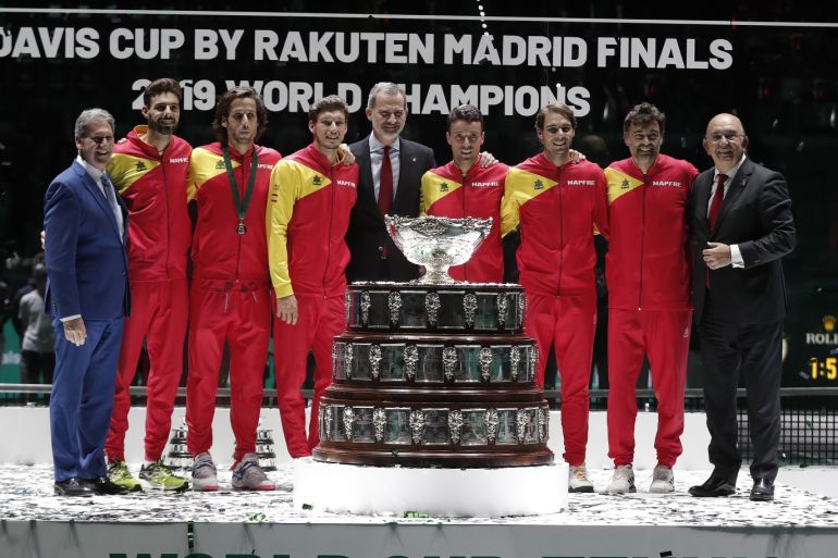 2019 Davis Cup final- - MADRID, SPAIN - NOVEMBER 24: Spain team's tennis players Rafael Nadal, Roberto Bautista Agut, Sergi Bruguera, Feliciano Lopez , Marcel Granollers and Pablo Carreno celebrate during the final ceremony of the 2019 Davis Cup at La Caja Magica on November 24, 2019 in Madrid, Spain.
