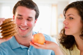 كيف يفسد شريك حياتك عاداتك الغذائية؟