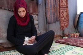 ريحانة إبراهيم لبنانية تعاني من ويلات النزوح في سوريا