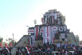 متظاهرو العراق يواصلون احتجاجهم تحت شعار "لا تراجع حتى تتحقق المطالب"