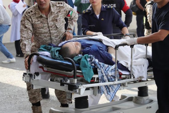 صور من صفحة الجزيرة الاردن نقل المصابين للمدينة الطبية لتلقي العلاج