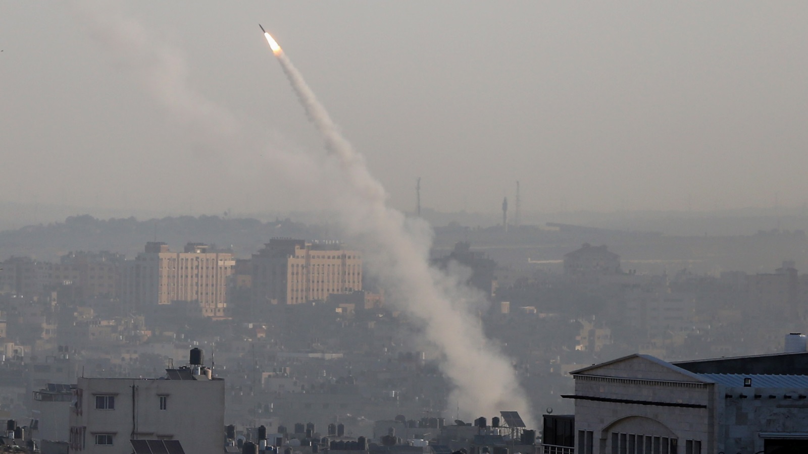 ‪المقاومة ردت على الاعتداءات الإسرائيلية بإطلاق صواريخ‬ (الأناضول)