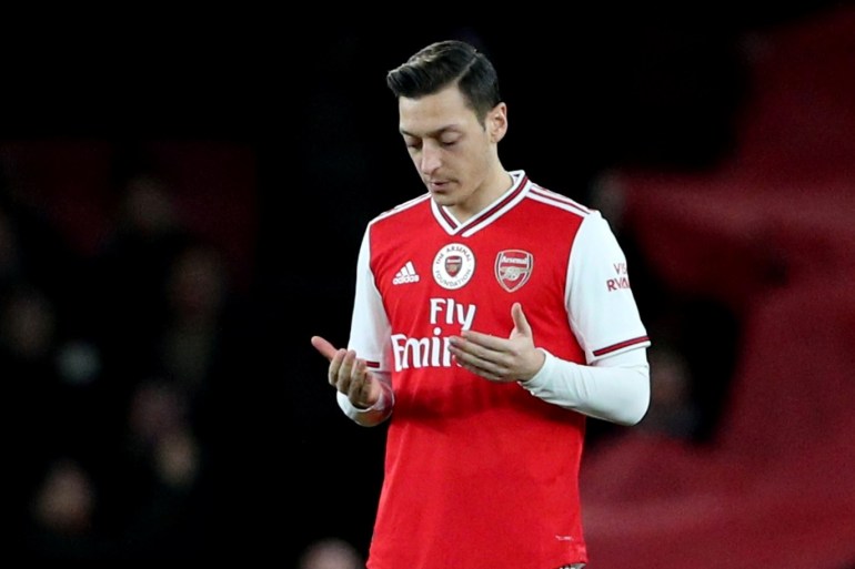 Soccer Football - Premier League - Arsenal v Manchester City - Emirates Stadium, London, Britain - December 15, 2019 Arsenal's Mesut Ozil before the match REUTERS/Hannah McKay EDITORIAL USE ONLY. No use with unauthorized audio, video, data, fixture lists, club/league logos or