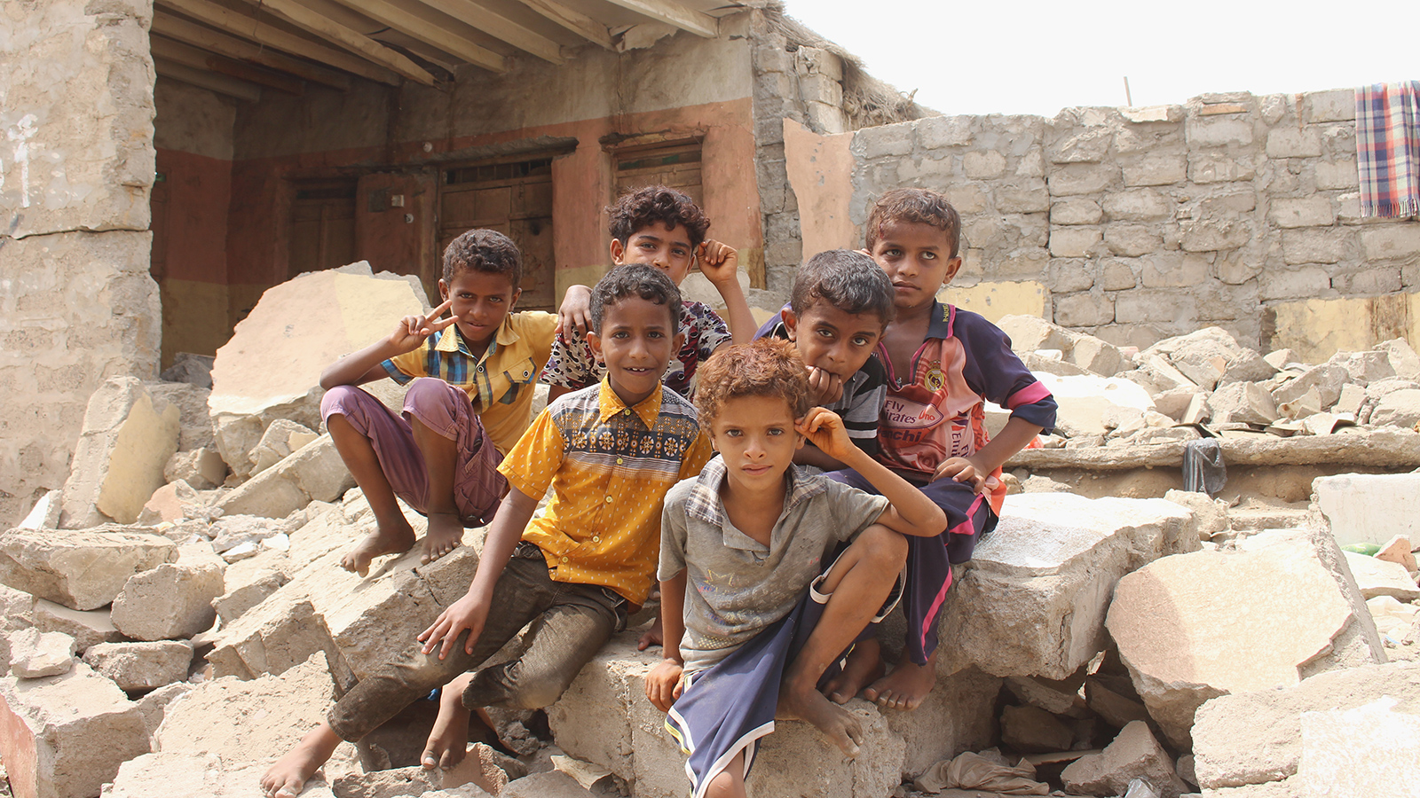 ‪أطفال يمنيون يدفعون فاتورة الحرب الباهظة‬ (الجزيرة نت)  