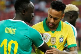 Soccer Football - International Friendly - Brazil v Senegal - Singapore National Stadium, Singapore - October 10, 2019 Brazil's Neymar and Senegal's Sadio Mane REUTERS/Feline Lim