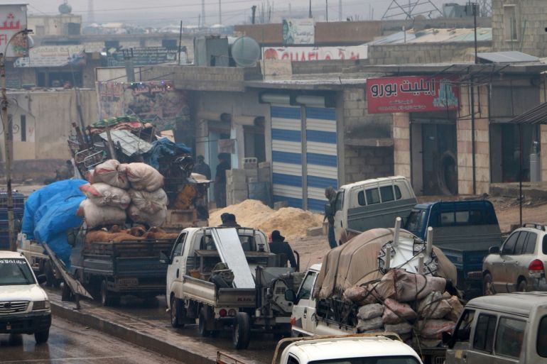 2 thousands civilians leave their homes in the last 24 hours in Idlib- - IDLIB, SYRIA - DECEMBER 25: People leave their homes to reach the Turkish border due to the airstrikes in Idlib, Syria on December 25, 2019. 217 thousands civilians migrated since the beginning of November.