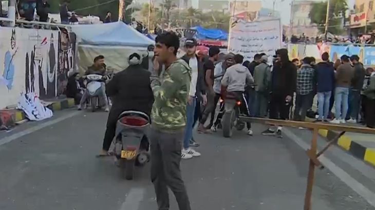 طلاب جامعات بغداد يتوافدون على ساحة التحرير للتضامن مع المتظاهرين