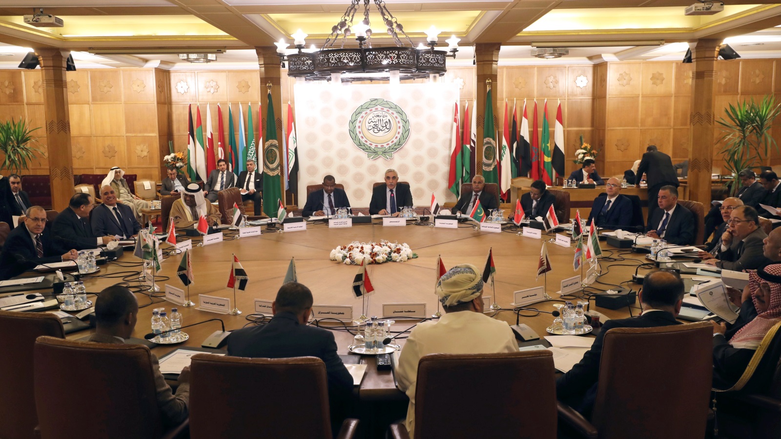 ‪الجامعة العربية عقدت قبل يومين اجتماعا طارئا يستبق تصويت البرلمان التركي للإعلان عن رفض التدخل في ليبيا‬ (رويترز)