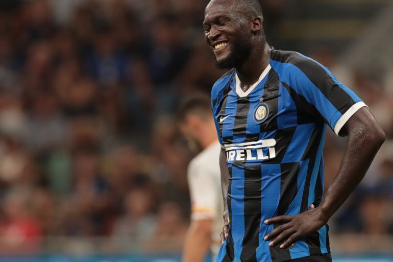 MILAN, ITALY - AUGUST 26: Romelu Lukaku of FC Internazionale smiles during the Serie A match between FC Internazionale and US Lecce at Stadio Giuseppe Meazza on August 26, 2019 in Milan, Italy. (Photo by Emilio Andreoli/Getty Images)