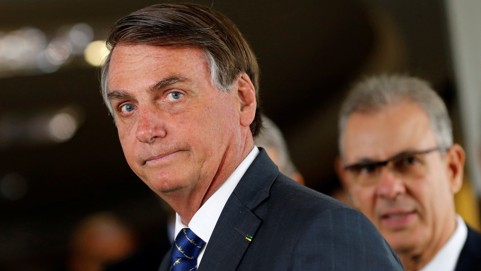 بولسونارو الذي رشح نفسه للرئاسة البرازيلية عام 2018 صوّت على مشرع لإقالة أول رئيسة للبرازيل ديلما روسيف (رويترز)