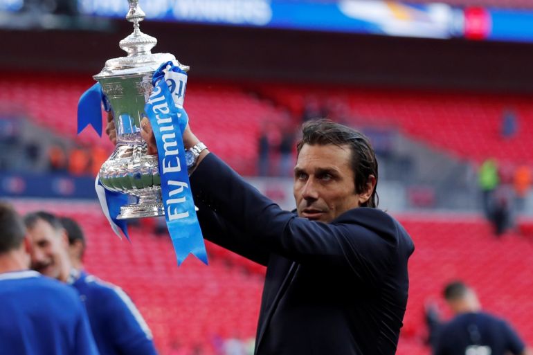 Soccer Football - FA Cup Final - Chelsea vs Manchester United - Wembley Stadium, London, Britain - May 19, 2018 Chelsea manager Antonio Conte celebrates winning the FA Cup Action Images via Reuters/Andrew Couldridge