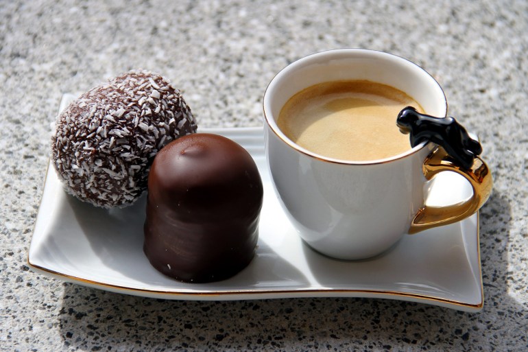 قهوة وشوكولاتة (بيكسابي)