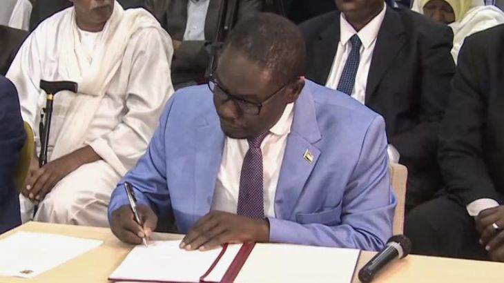 توقيع اتفاق سلام بين الحكومة السودانية ومسار شرق السودان بالجبهة الثورية