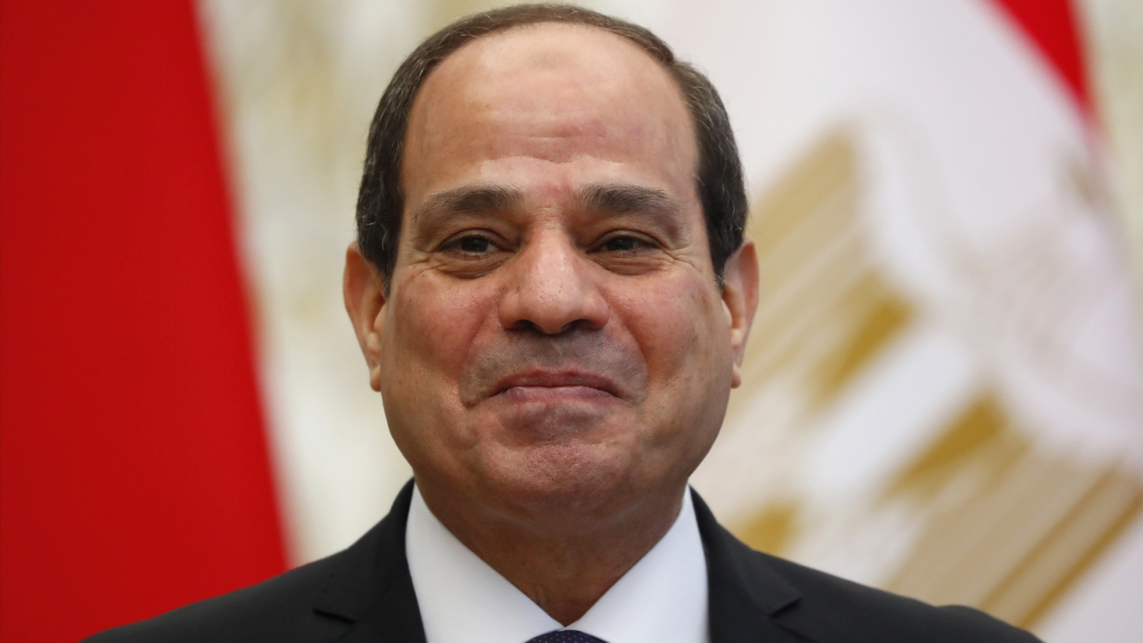 الرئيس المصري عبد الفتاح السيسي تضامن مع مطالب زيادة مرتبات الجيش والشرطة (الجزيرة)