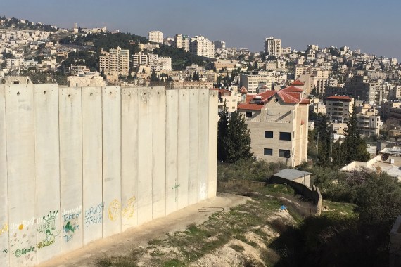 ما هي بلدة أبو ديس التي طرحها ترامب عاصمة للفلسطينيين؟