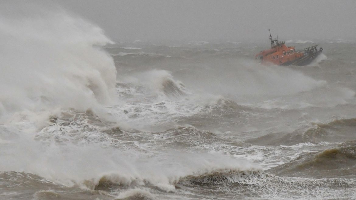 A lifeboat sails in high waves and strong winds caused by Storm Ciara, in the English Channel in Newhaven, Britain February 9, 2020.  REUTERS/Toby Melville