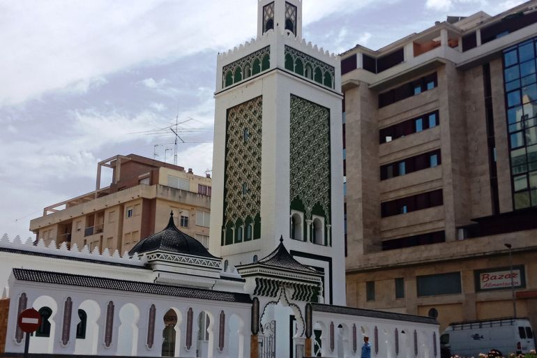 سناء القويطي/ سبتة/ مسجد مولاي المهدي بسبتة من الخارج