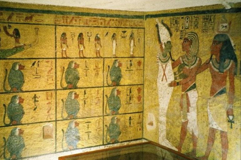 مقبرة توت عنخ آمون، فرعون مصر من العام 1334 قبل الميلاد إلى 1325 قبل الميلاد (ويكيميديا)