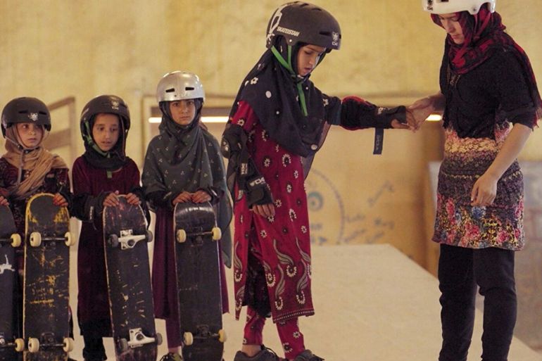 فيلم وثائقي عن تزلج الفتيات بأفغانستان