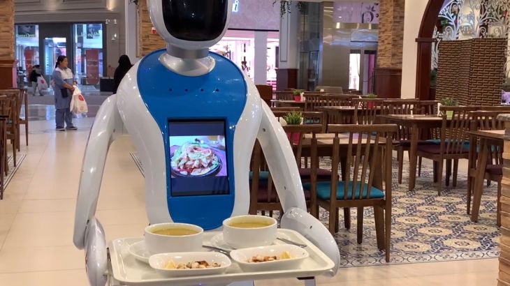 مطاعم ومقاهي الروبوت