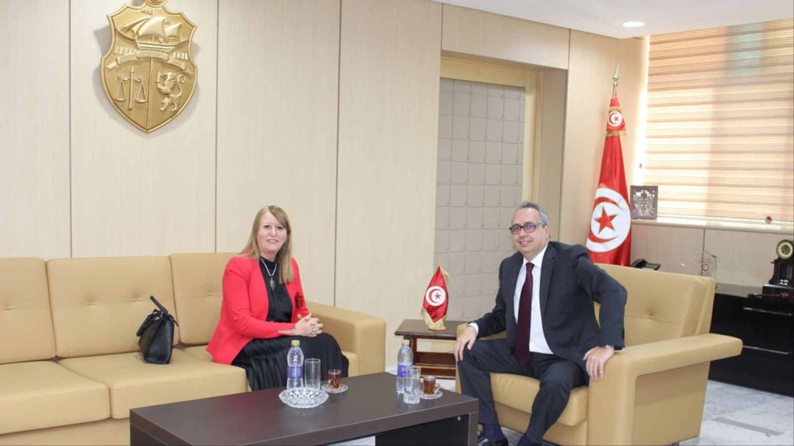 ‪ثريا الجريبي أول سيدة تترأس وزارة سيادية في تاريخ تونس‬ (مواقع التواصل)