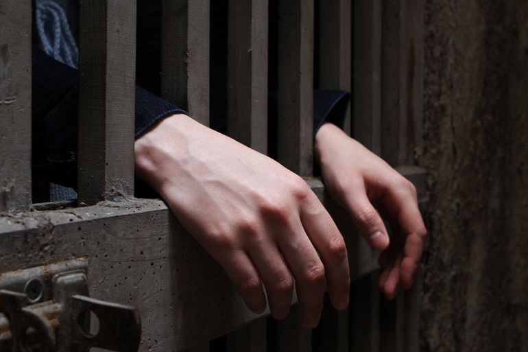 صورة - سجن - امرأة مسجونة