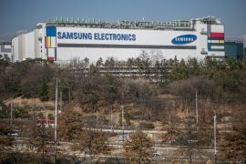 YONGIN, SOUTH KOREA - MARCH 02: Samsung Electronic's semiconductor factory in Giheung area on March 2, 2017 in YONGIN, South Korea. Samsung Electronics Co. has been in the middle of controversy over its workers with occupational diseases over the past ten years since one of the semiconductor factory workers, Hwang Yoo-mi had died of leukemia in 2007. An advocacy organisation, the Supporters for Health and Right of People in Semiconductor Industry (SHARPS), comprised o