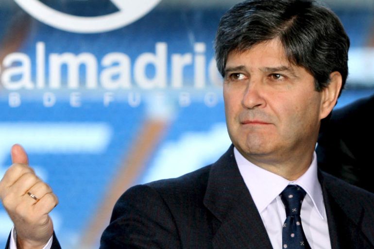 epa08316781 (FILE) - Real Madrid soccer team's President, Fernando Martin Alvarez, presents the first College of University Studies specializing in Health, Leisure, Communication, Management and Sports, at Santiago Bernabeu Stadium on Wednesday 01 March 2006 in Madrid, Spain. According to Spanish media reports, the 72 year old Martin is infected with the Coronavirus and hospitalized in serious condition. EPA-EFE/JUAN CARLOS HIDALGO