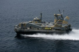 البحرية الإيرانية تقوم بتسيير سفن في المياه الخليجية (الصحافة الإيرانية)