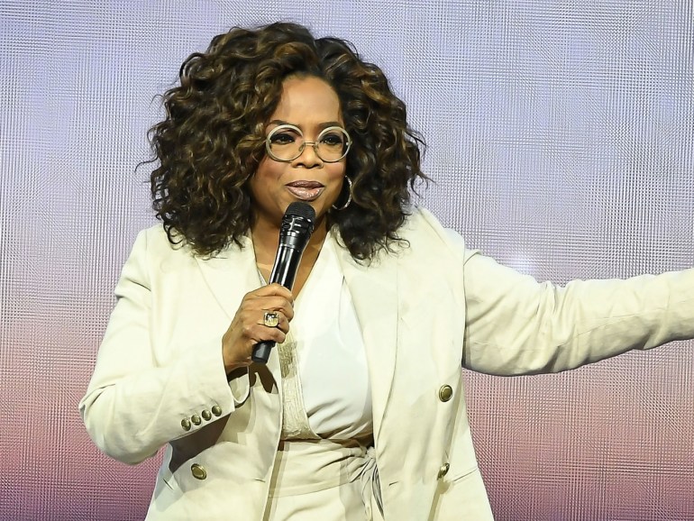 SAN FRANCISCO, CA - FEBRUARY 22: Oprah Winfrey speaks during Oprah's 2020 Vision: Your Life in Focus Tour presented by WW (Weight Watchers Reimagined) at Chase Center on February 22, 2020 in San Francisco, California. Steve Jennings/Getty Images/AFP== FOR NEWSPAPERS, INTERNET, TELCOS & TELEVISION USE ONLY ==