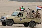 قوات المجلس الانتقالي الجنوبي تتلقى دعما عسكريا وسياسيا من الإمارات (رويترز)