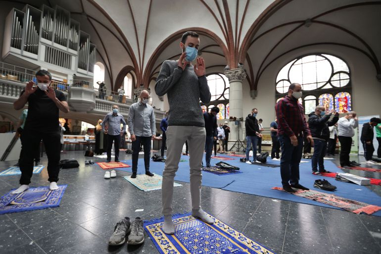 كنيسة في برلين تستضيف المسلمين لأداء صلاة الجمعة في ظل قواعد التباعد الاجتماعي