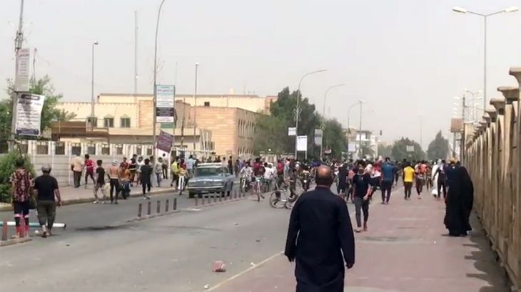 العراق.. تصعيد مفاجئ للمتظاهرين والحكومة أمام الاختبار الأول والدفع نحو التهدئة