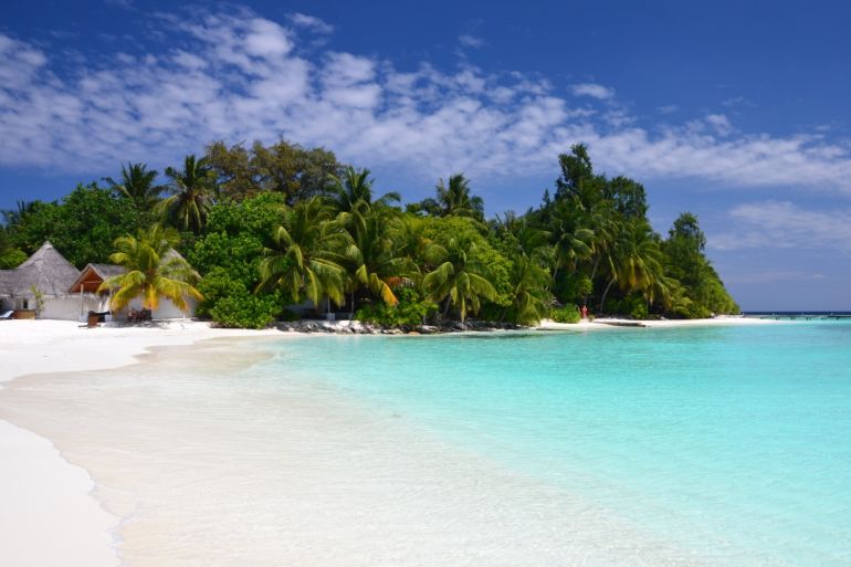 جزر المالديف من الجزر المهددة بالغرق بسبب ارتفاع مستوى سطح البحر (ويكيبيديا)