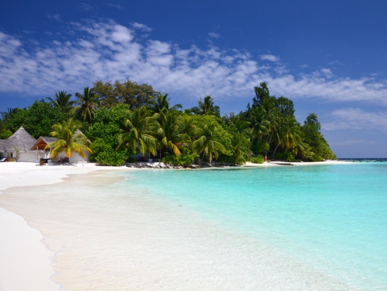 جزر المالديف من الجزر المهددة بالغرق بسبب ارتفاع مستوى سطح البحر (ويكيبيديا)