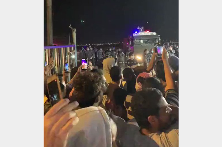 اعتصام المصريين العالقين في الكويت