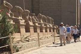 غياب السياح في المحافظات الأثرية يضر بالآف العاملين بقطاع السياحة- الجزيرة نت
