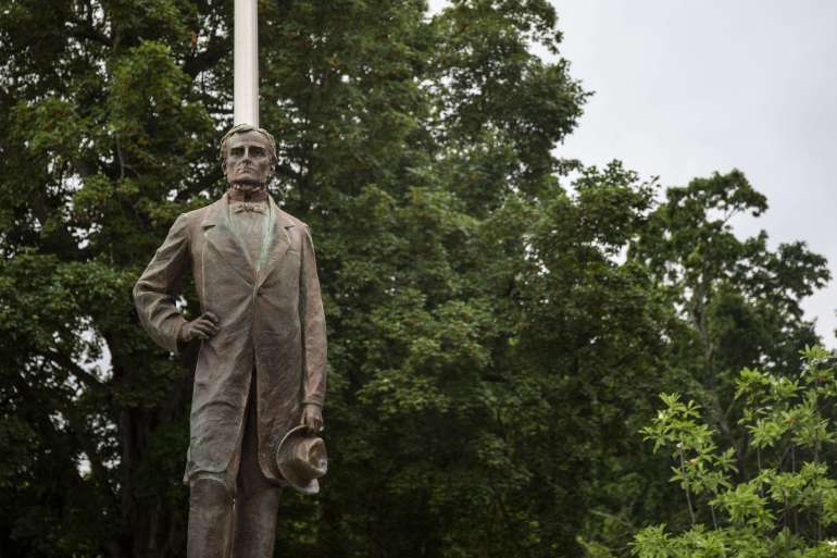 Controversy Heightens Over Historic Statues In Virginia (الصحافة الفرنسية)