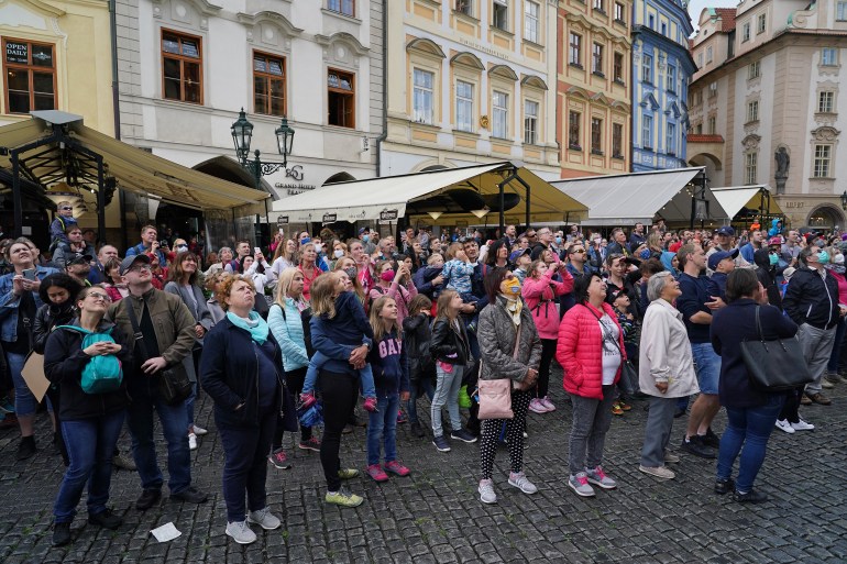 Tourists Begin To Return To Prague