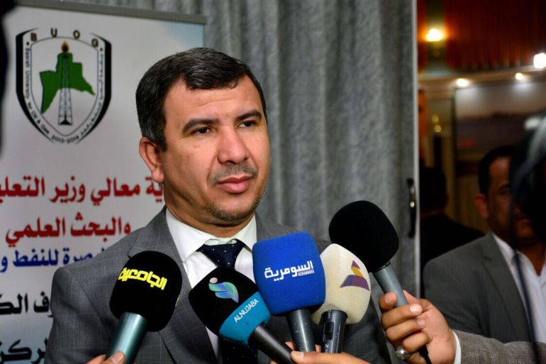 وزير النفط العراقي إحسان عبد الجبار إسماعيل