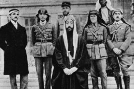 الملك فيصل الأول في مؤتمر السلام بباريس عام 1919 - غيتي