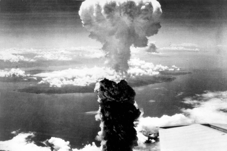 القنبلة النووية بعيون يابانية وأميركية.. التألق المظلم لأدب هيروشيما وناغازاكي