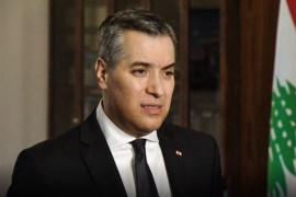 مصطفى أديب مرشح لرئاسة الحكومة اللبنانية